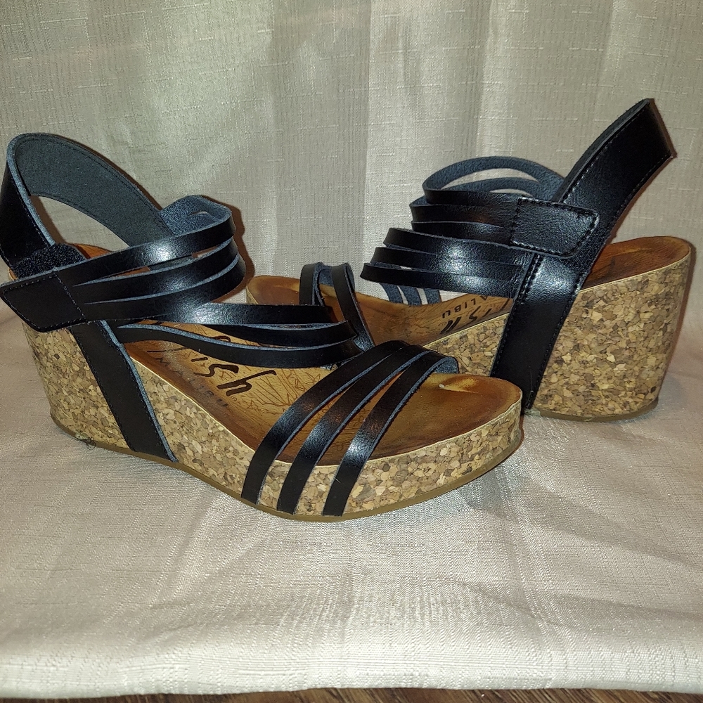 Scrappy cork wedge